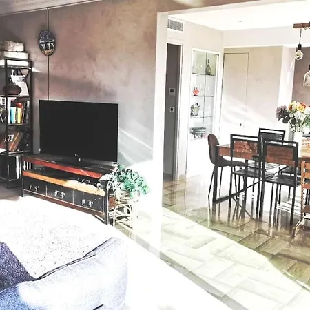 Vue Nice: Familial Avec Piscine Apartment